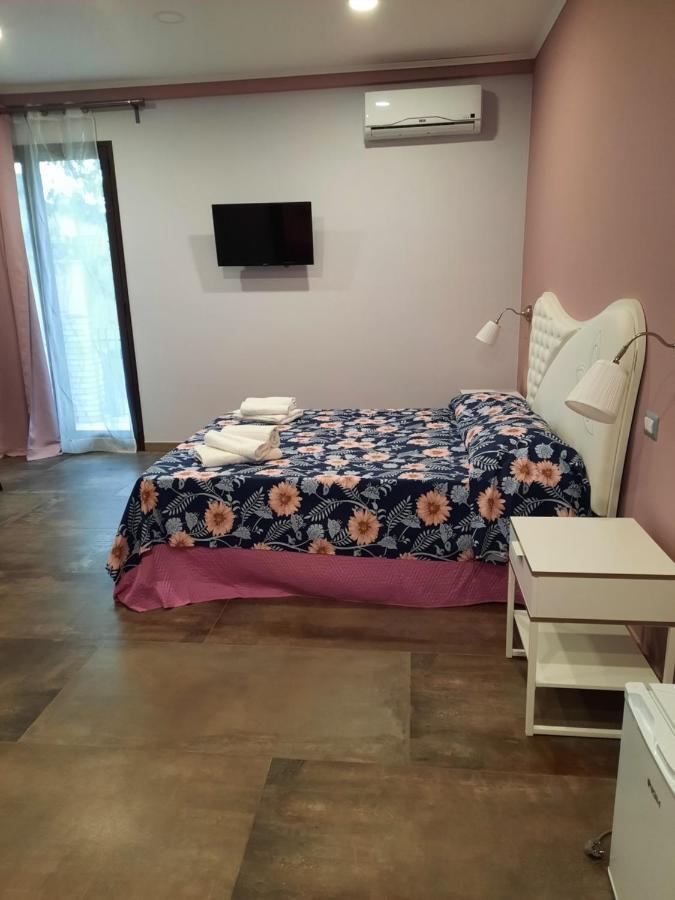 Bed and Breakfast Taorbay Джардини-Наксос Экстерьер фото