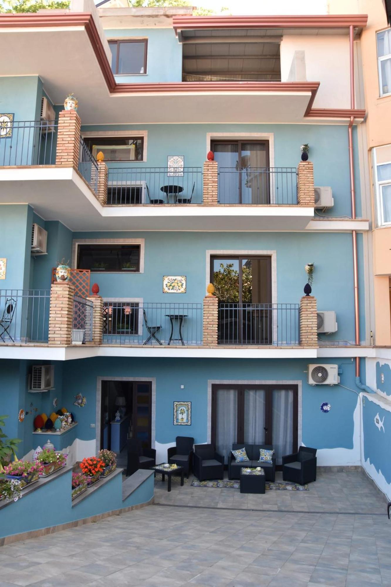 Bed and Breakfast Taorbay Джардини-Наксос Экстерьер фото