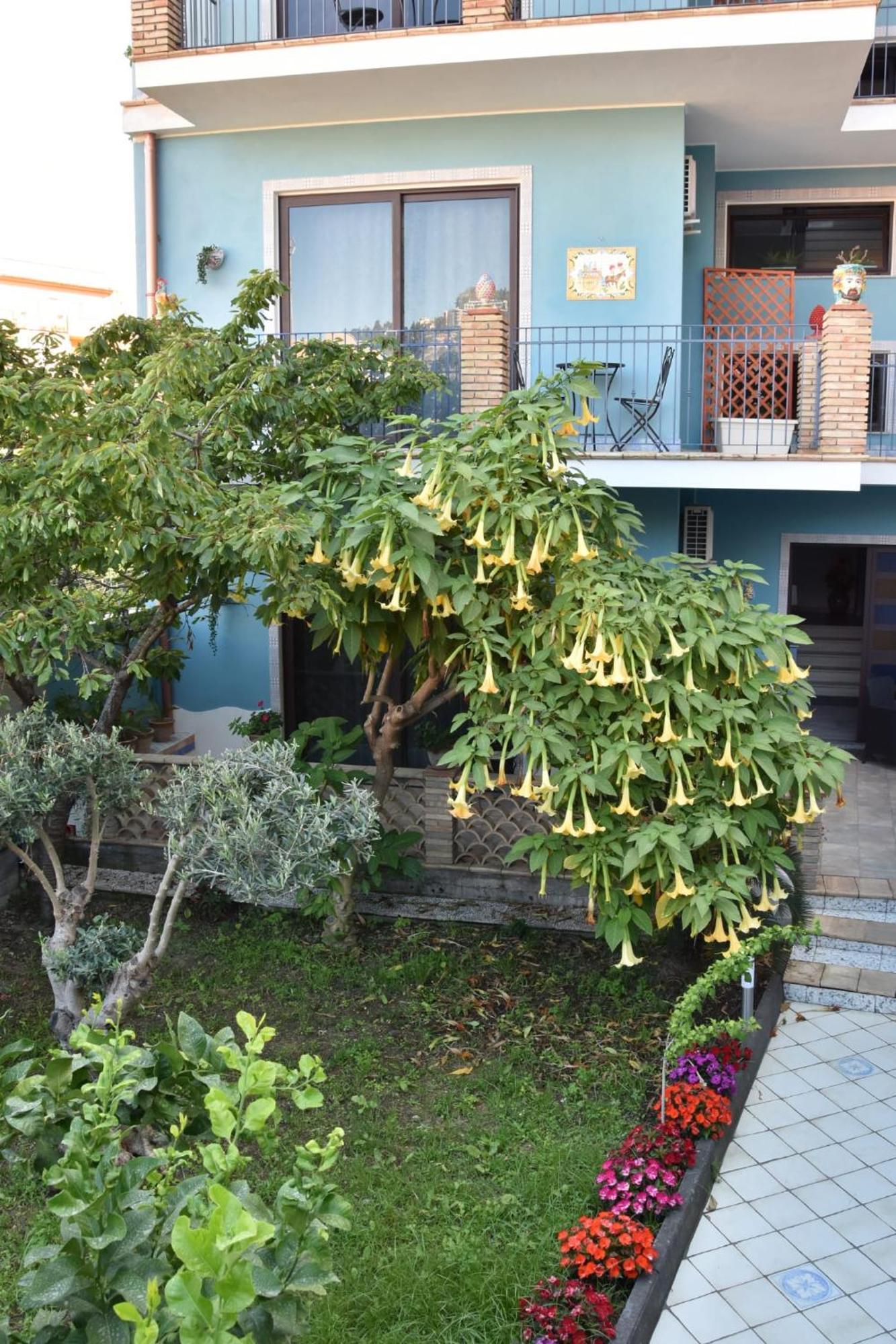 Bed and Breakfast Taorbay Джардини-Наксос Экстерьер фото